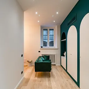 https://cozy-apartament-in-the-heart-of-milan.italymilanhotels.net
