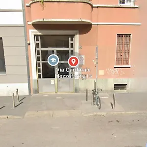 https://a-casa-di-arianna.italymilanhotels.net